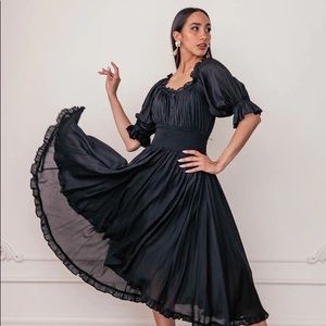 NWT JessaKae Sunkissed Dress in Black